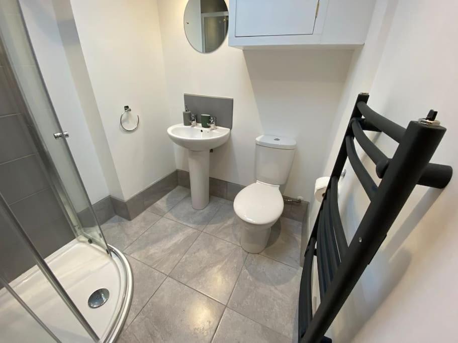 Ashcroft Apartment - Small Home Away From Home 艾士伯顿 外观 照片