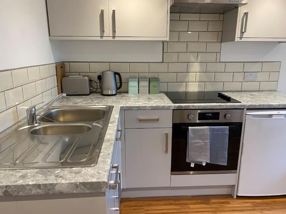 Ashcroft Apartment - Small Home Away From Home 艾士伯顿 外观 照片